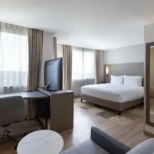Hotel By Marriott ***