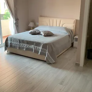 https://dhoma-qera.albaniahotels.org