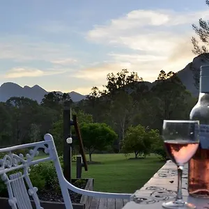 Tuckeroo & Gardens Bed & Breakfast Rathdowney