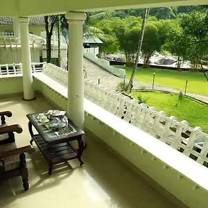 Aruvi Resort Munnar